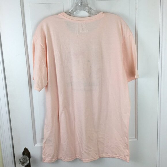 Hello Kitty Gingerbread ‘Happy Holidays' Shirt Women’s Size XL Christmas NWT - Picture 4 of 4